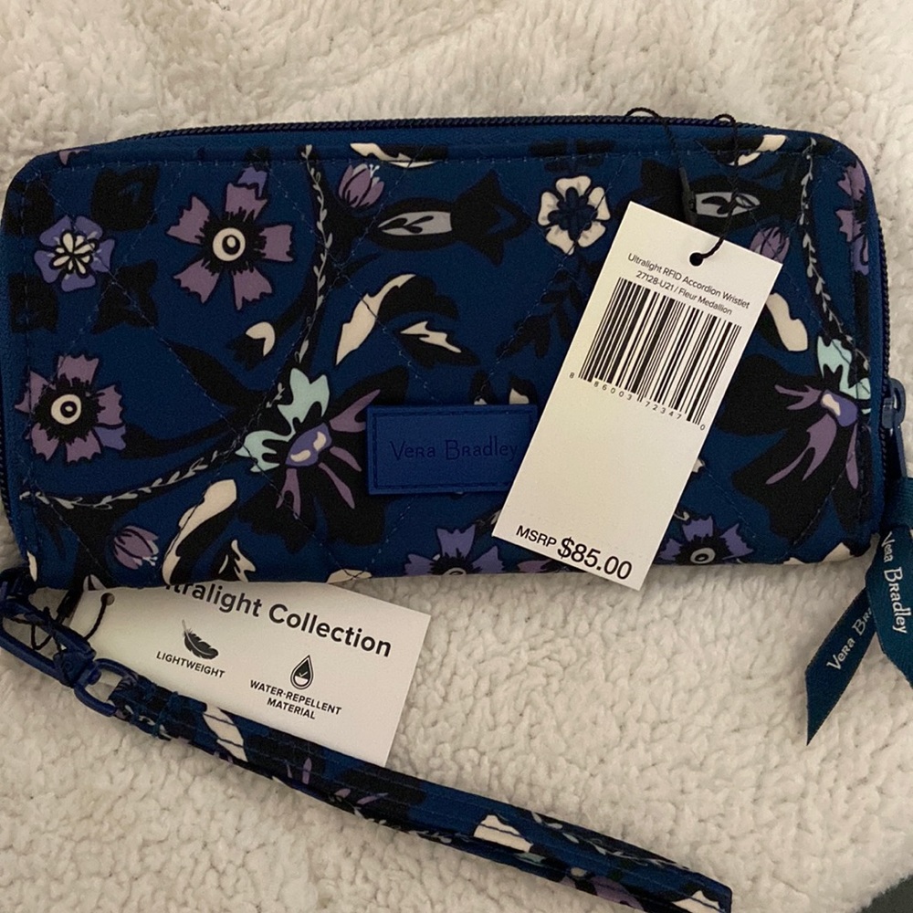 Vera Bradley Accordion Wristlet, Fleur Medallion, Water Resistant